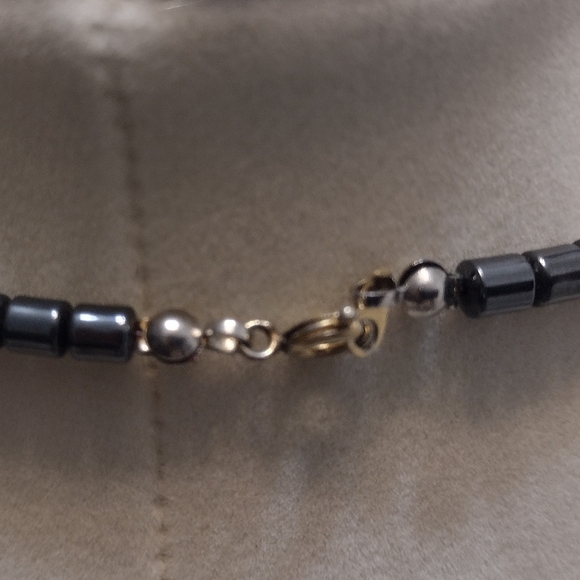 Hematite Necklace - Picture 7 of 8